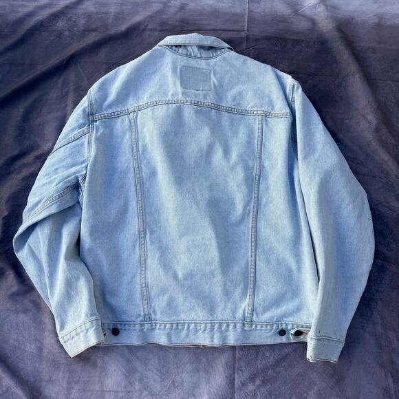 Men's Vintage 80's Levi's Light Wash Blue Jean Denim Trucker Jacket Sz Large USA - Picture 3 of 13